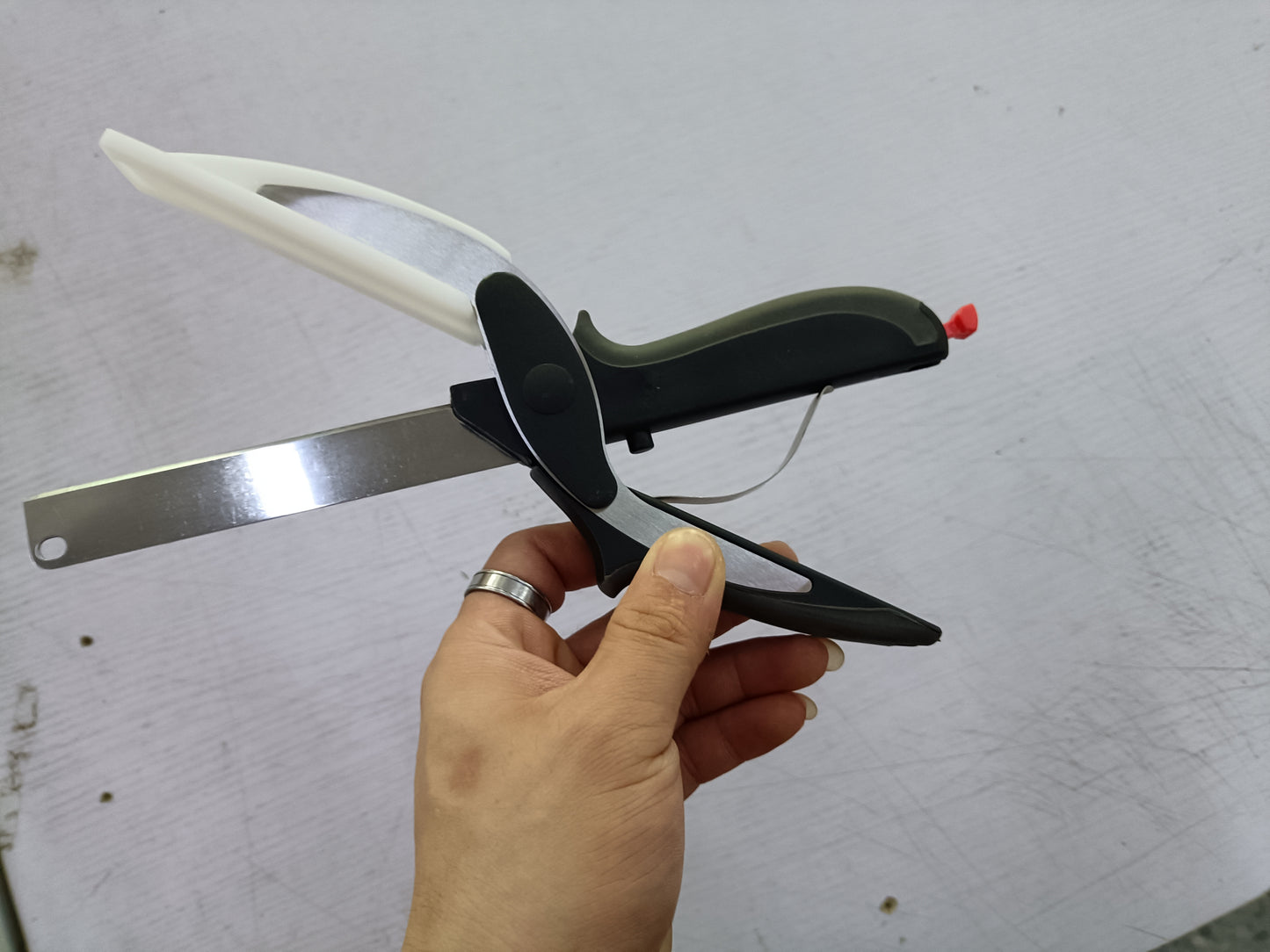 2-in-1 Kitchen Scissors: Smart Chopping Knife & Food Scissors - Your Kitchen's Good Helper