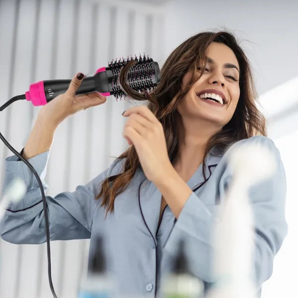 4-in-1 Hot Air Brush Dryer Volumizer for Straightening, Curling, and Drying