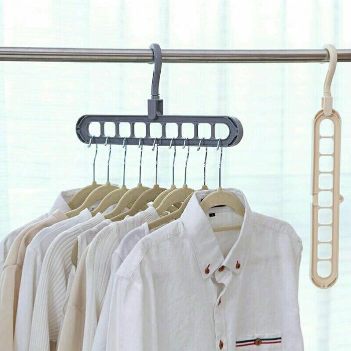 Plastic Clothes Hanger with Hook